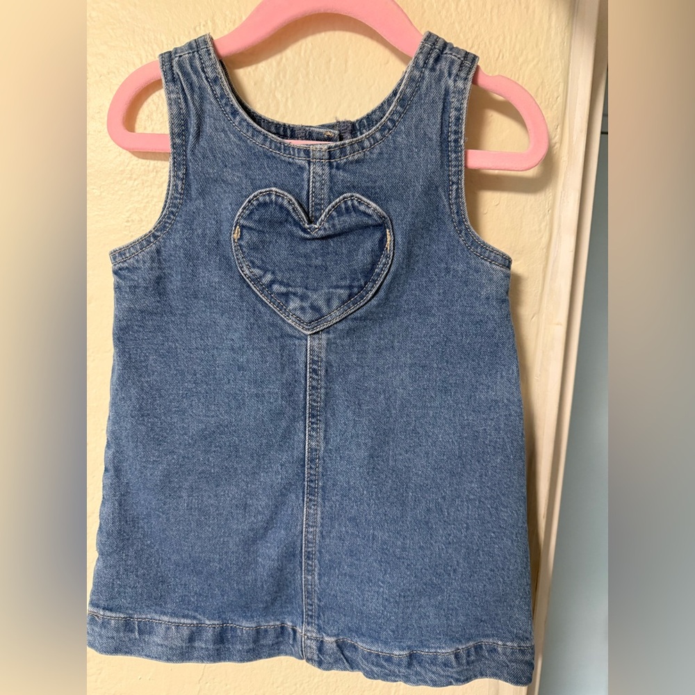 Cute denim jumper 🥰